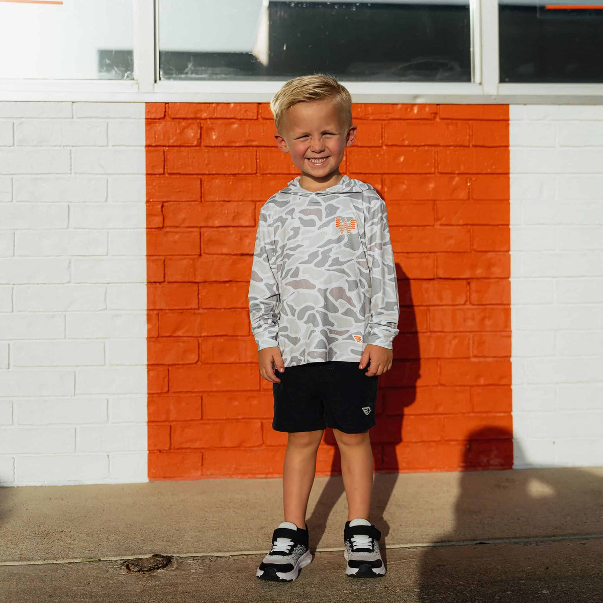 0826_BURLEBO_Whataburger_PDP_Y-PH-WB26-WC-1-LIFESTYLE-WEB.jpg