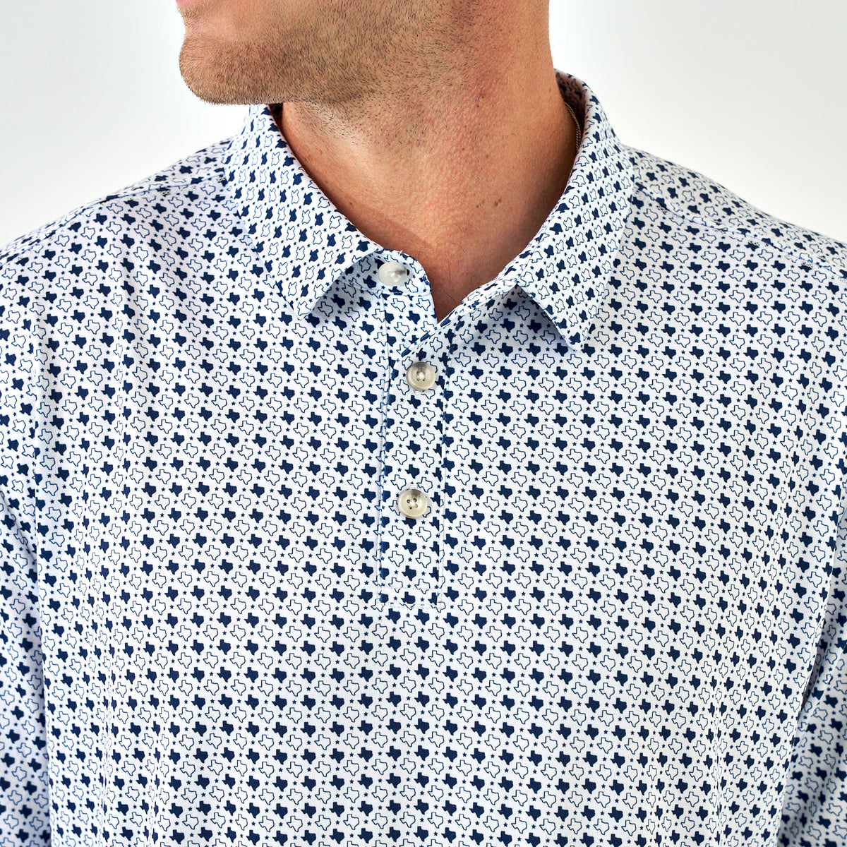 Performance Polo - Texas White & Navy