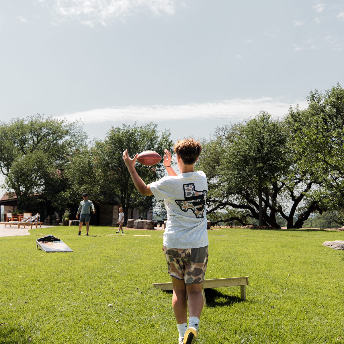 Youth Tee - Texas Camo Flying B Logo - Heather Ash Grey