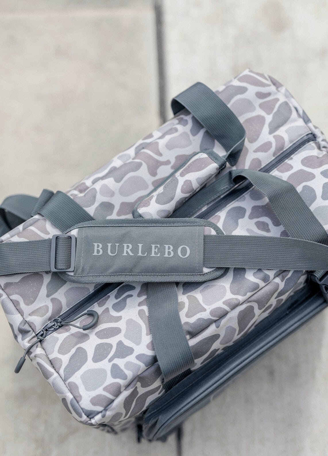 BURLEBO Deer Camo Cooler Bag